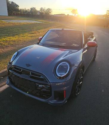 MINI COOPER 2.0 16V TWINPOWER GASOLINA JOHN COOPER WORKS CABRIO STEPTRONIC MINI COOPER 2.0 16V TWINPOWER GASOLINA JOHN COOPER WORKS CABRIO STEPTRONIC